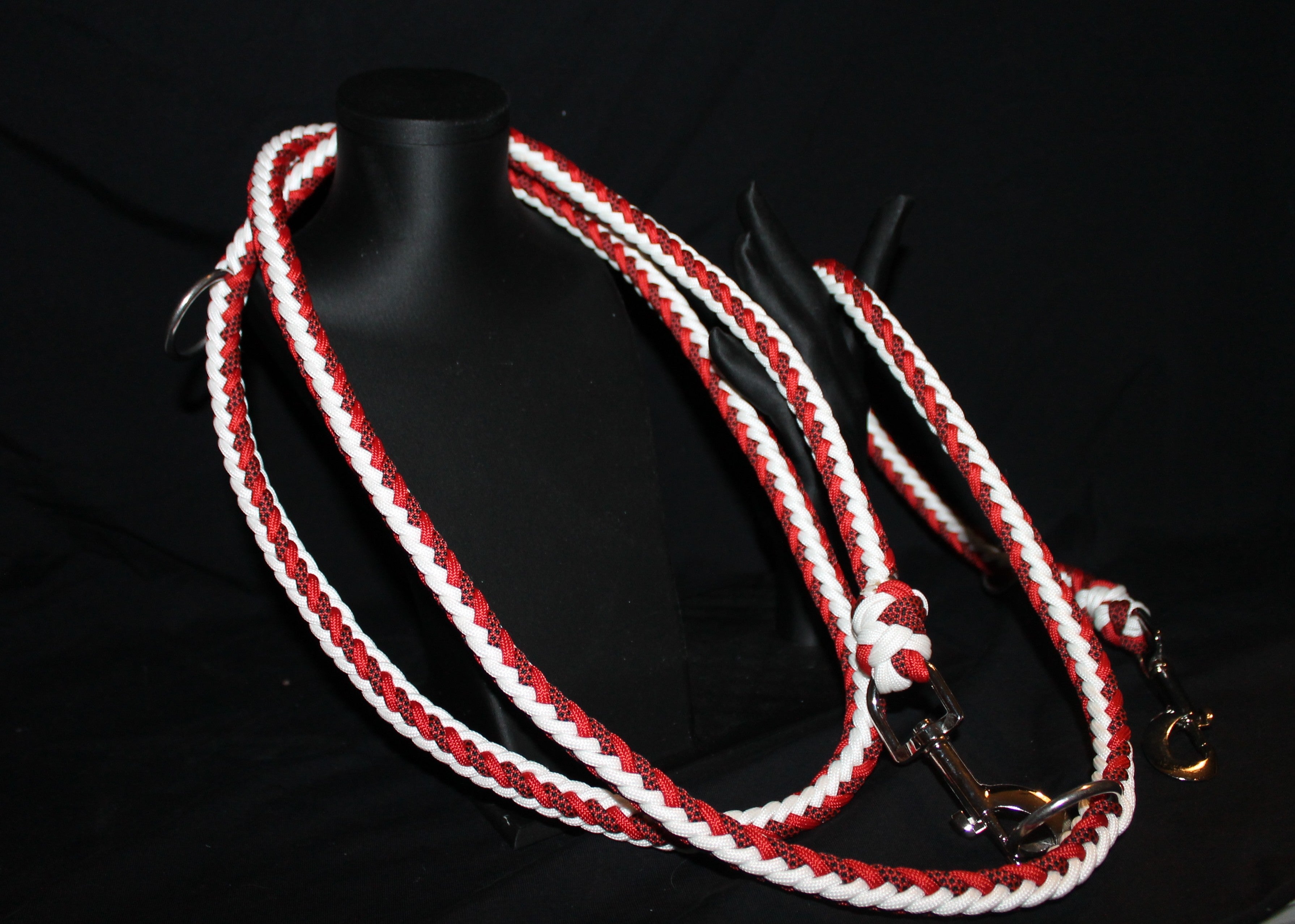 DIY Paracord 3-fach verstellbare Umhängeleine, in Rot und fluoreszierendes Weiß, 235 inkl. Karabiner