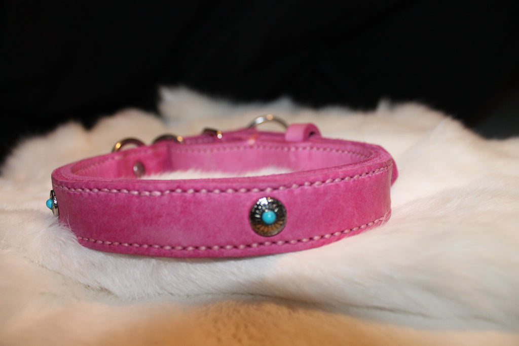 DIY handgenähtes Zugstopp-Halsband mit Concho´s, Fettleder in der Farbe Pink, verstellbar Gr. 37-42 cm, 2,5 cm breit