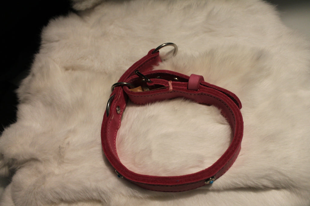 DIY handgenähtes Zugstopp-Halsband mit Concho´s, Fettleder in der Farbe Pink, verstellbar Gr. 37-42 cm, 2,5 cm breit