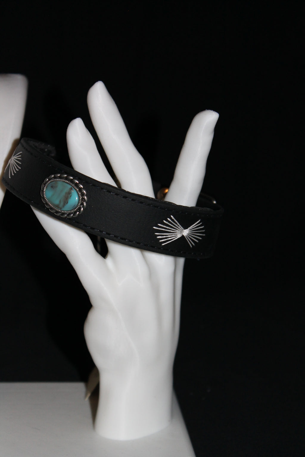 DIY biothanes Halsband, Schwarz mit gesticktem Fächer mit Stein, Gr. 28-31 cm, 2,5 cm breit
